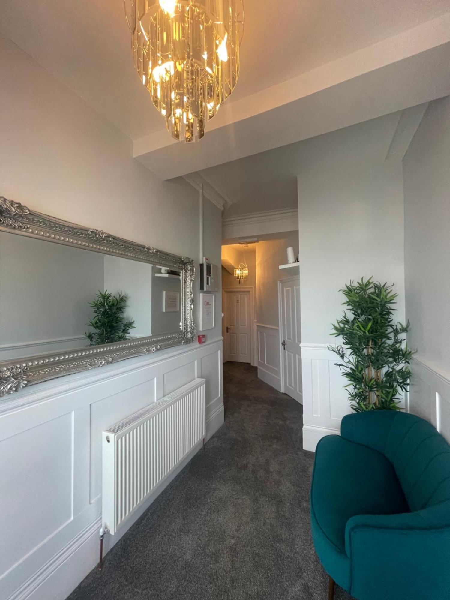 The Marlborough Sea View Holiday Apartments Σκάρμπορο Εξωτερικό φωτογραφία