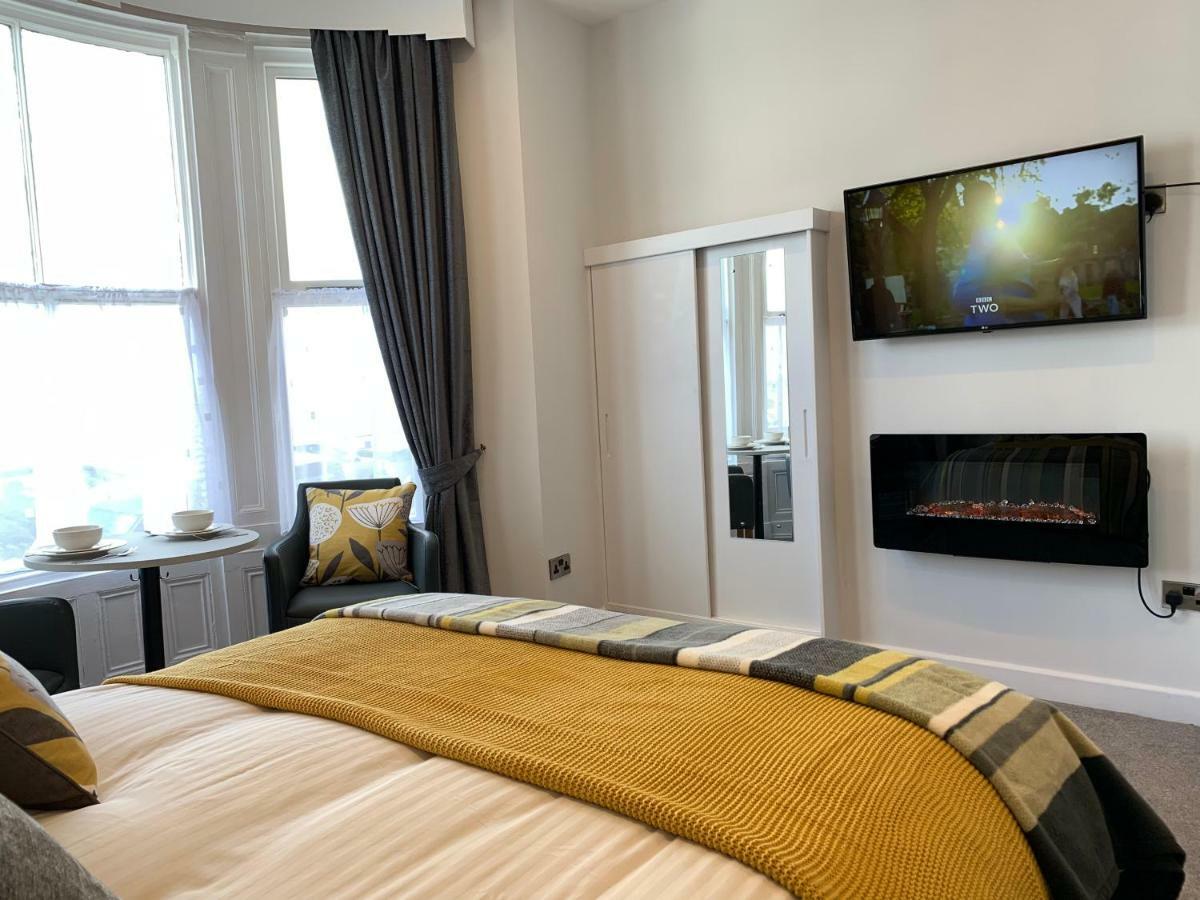 The Marlborough Sea View Holiday Apartments Σκάρμπορο Εξωτερικό φωτογραφία